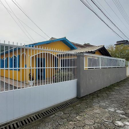 Casa 300M Da Praia Com Lindo Jardim! Florianópolis Exterior foto